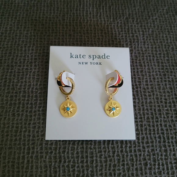 Kate Spade♠️ Gold💛 Star ⭐Medallion Huggie Hoop Earrings - Picture 9 of 16